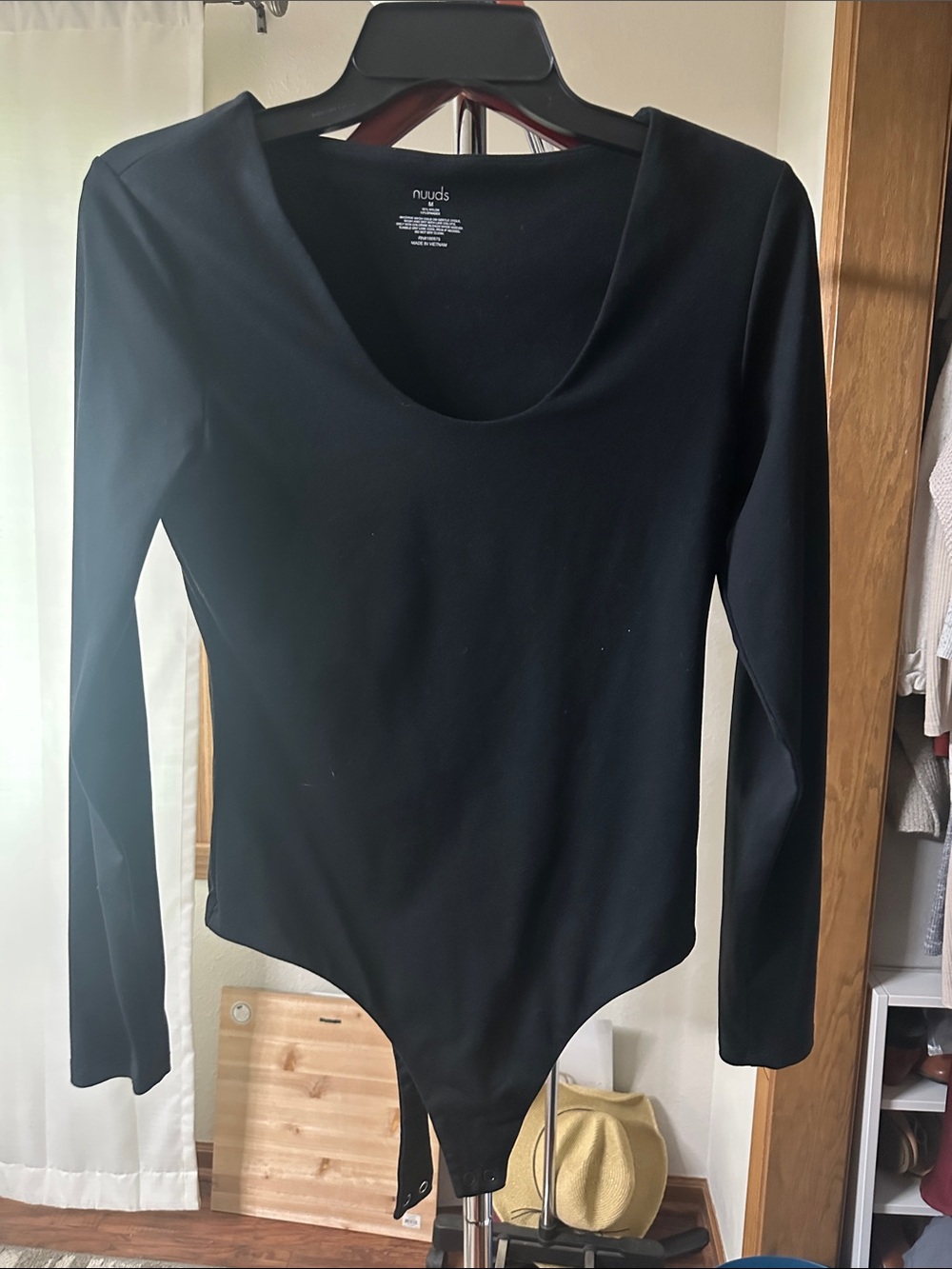 nuuds Black Long-Sleeve Scoop Neck Bodysuit